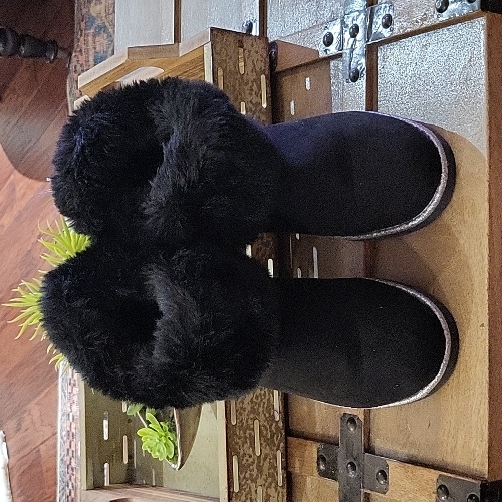 Juicy Couture "Kissable" Cozy Faux Fur Lined Boots
